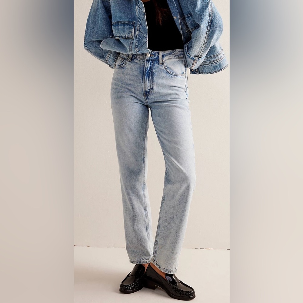 We The Free The Pacifica High Rise Slim Straight Leg Jean Size 25